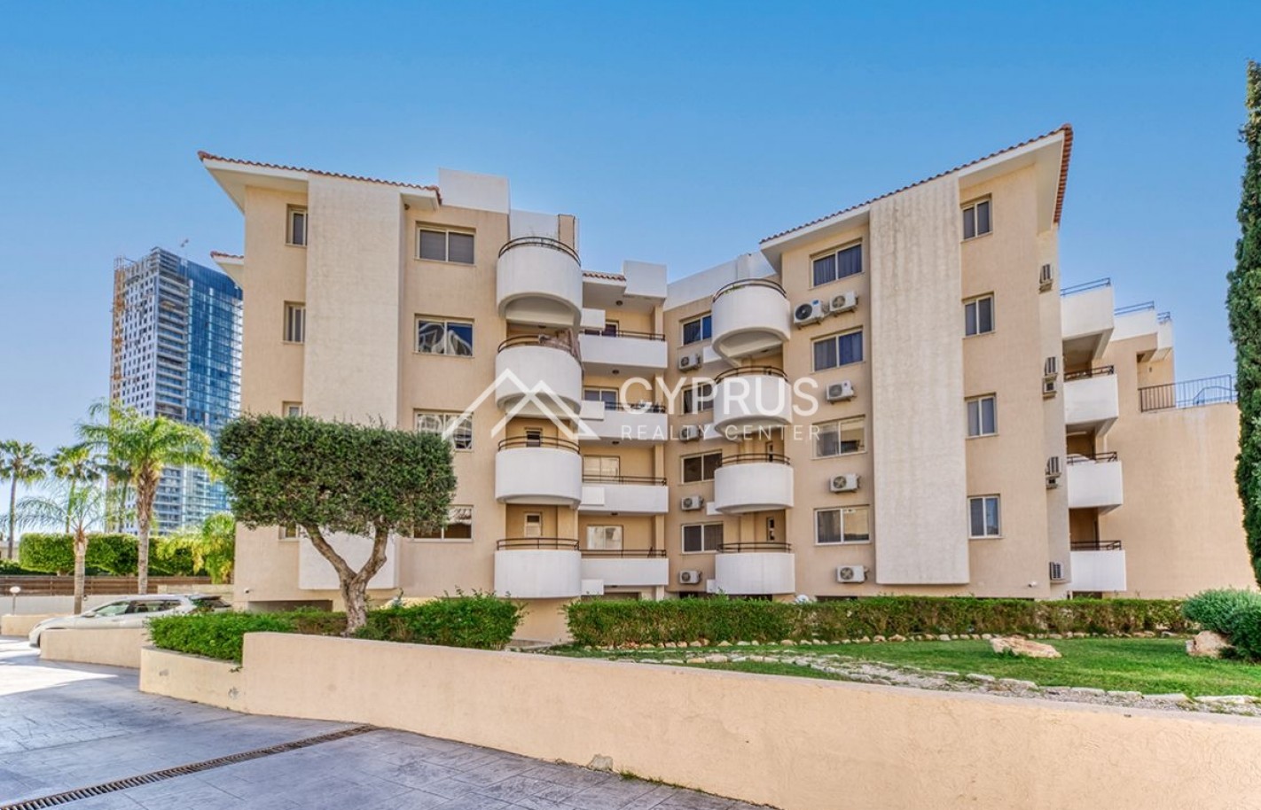 Three bedroom apartment in Limassol, Potamos Germasogeia - фото 25