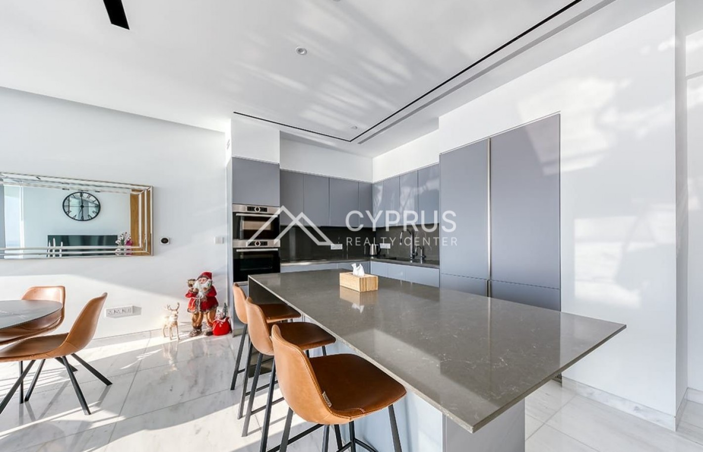 Two bedroom apartment in Limassol, Neapolis - фото 3