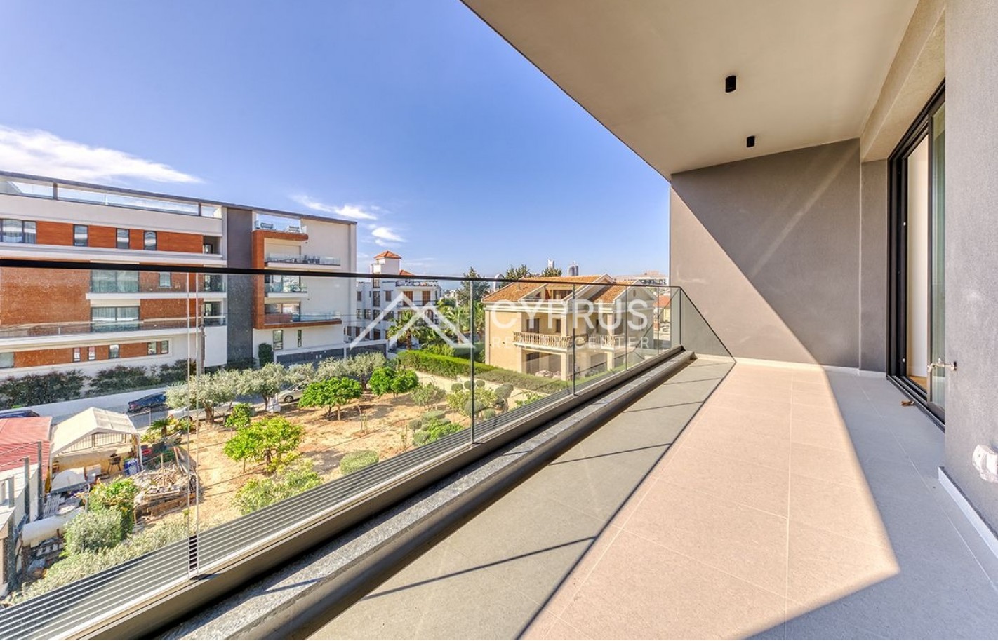 Apartment with 2 bedrooms in Limassol, Potamos Germasogeia - фото 15