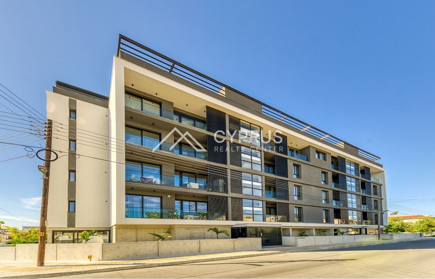 Apartment with 2 bedrooms in Limassol, Potamos Germasogeia - фото 25