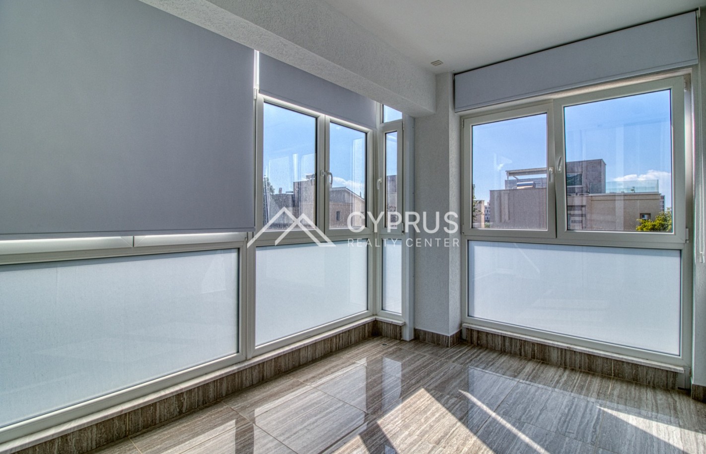 Apartment in Limassol with 4 bedrooms, Agios Tychonas - фото 15