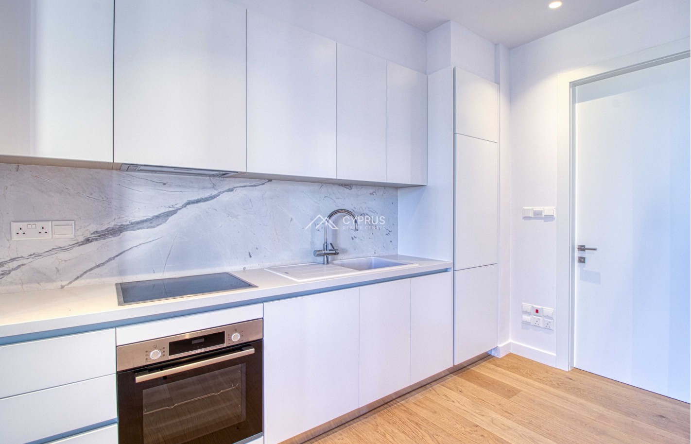 One bedroom apartment in Limassol, Potamos Germasogeia - фото 2