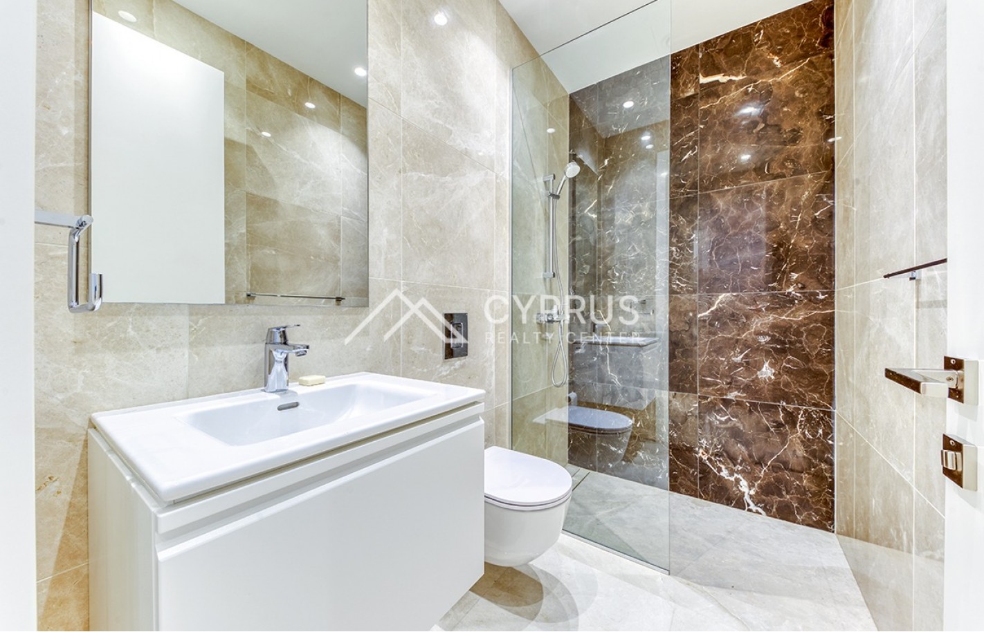 Three bedroom apartment in Limassol, Potamos Germasogeia - фото 16