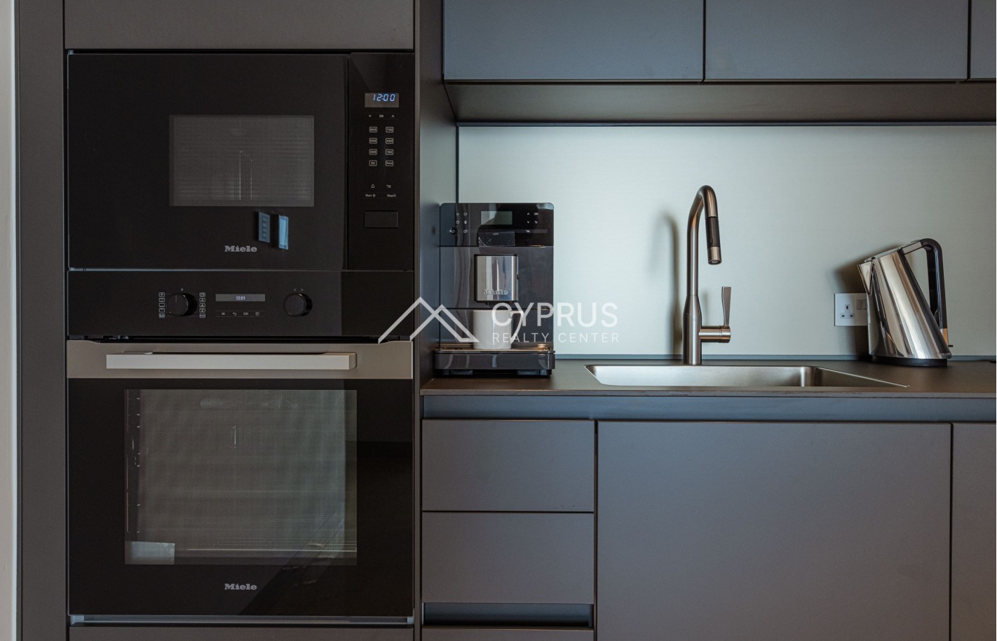 One bedroom apartment in Limassol, Mouttagiaka - фото 15