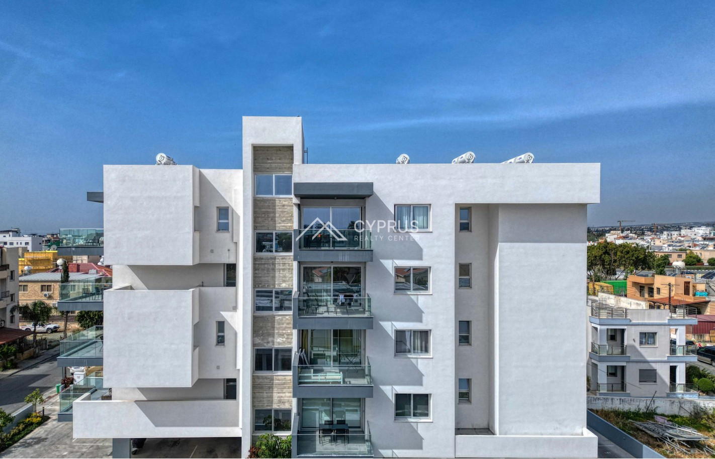 One bedroom apartment in Limassol, Omonia - фото 9