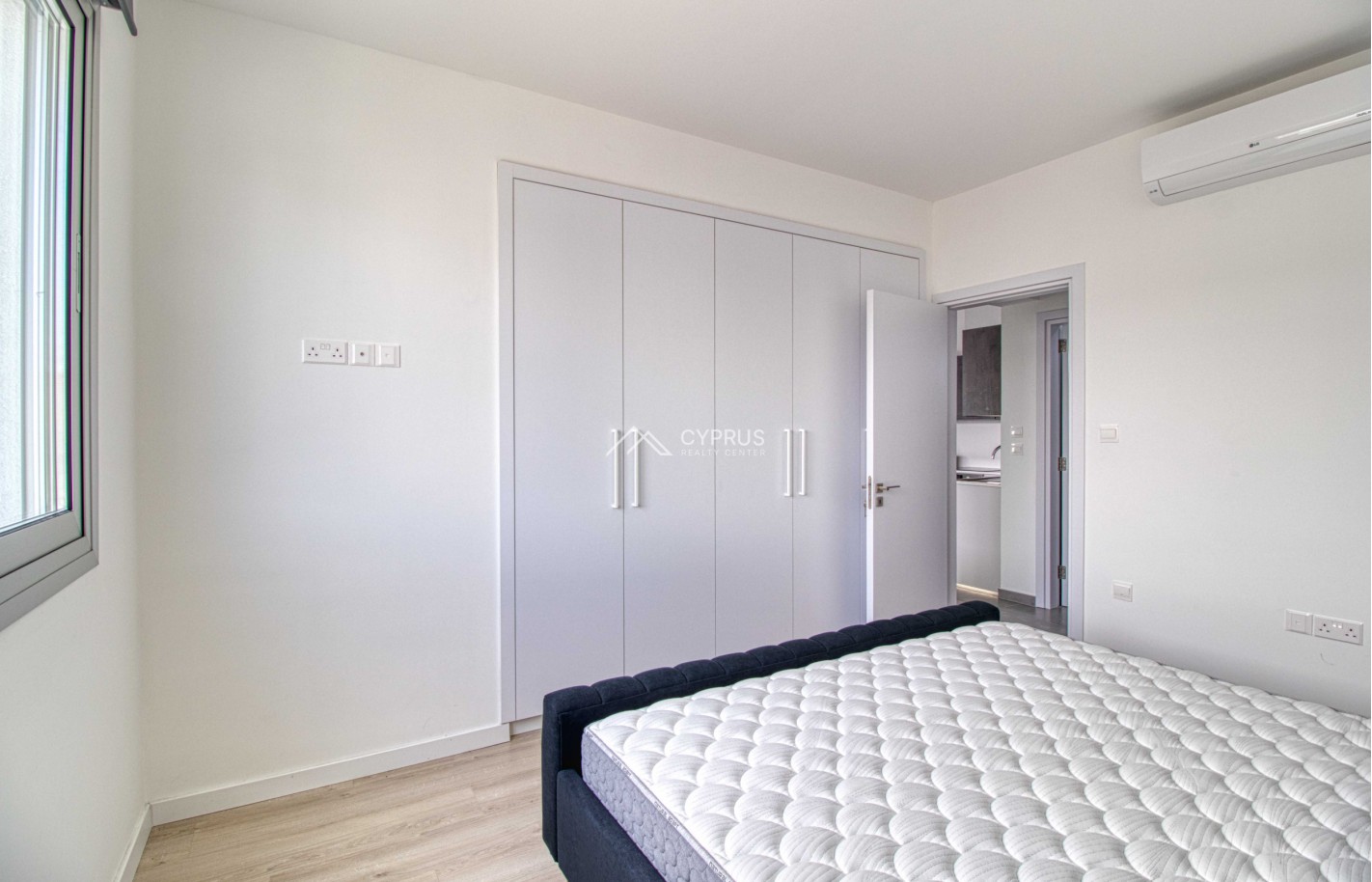 One bedroom apartment in Limassol, Omonia - фото 4