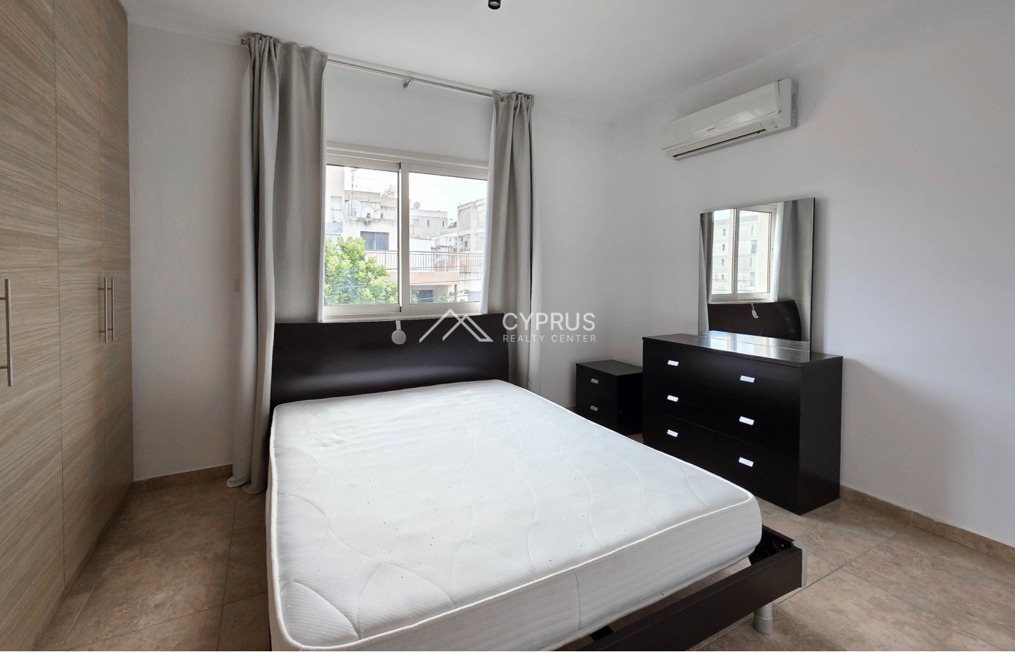 One bedroom apartment in Limassol, Neapolis - фото 1