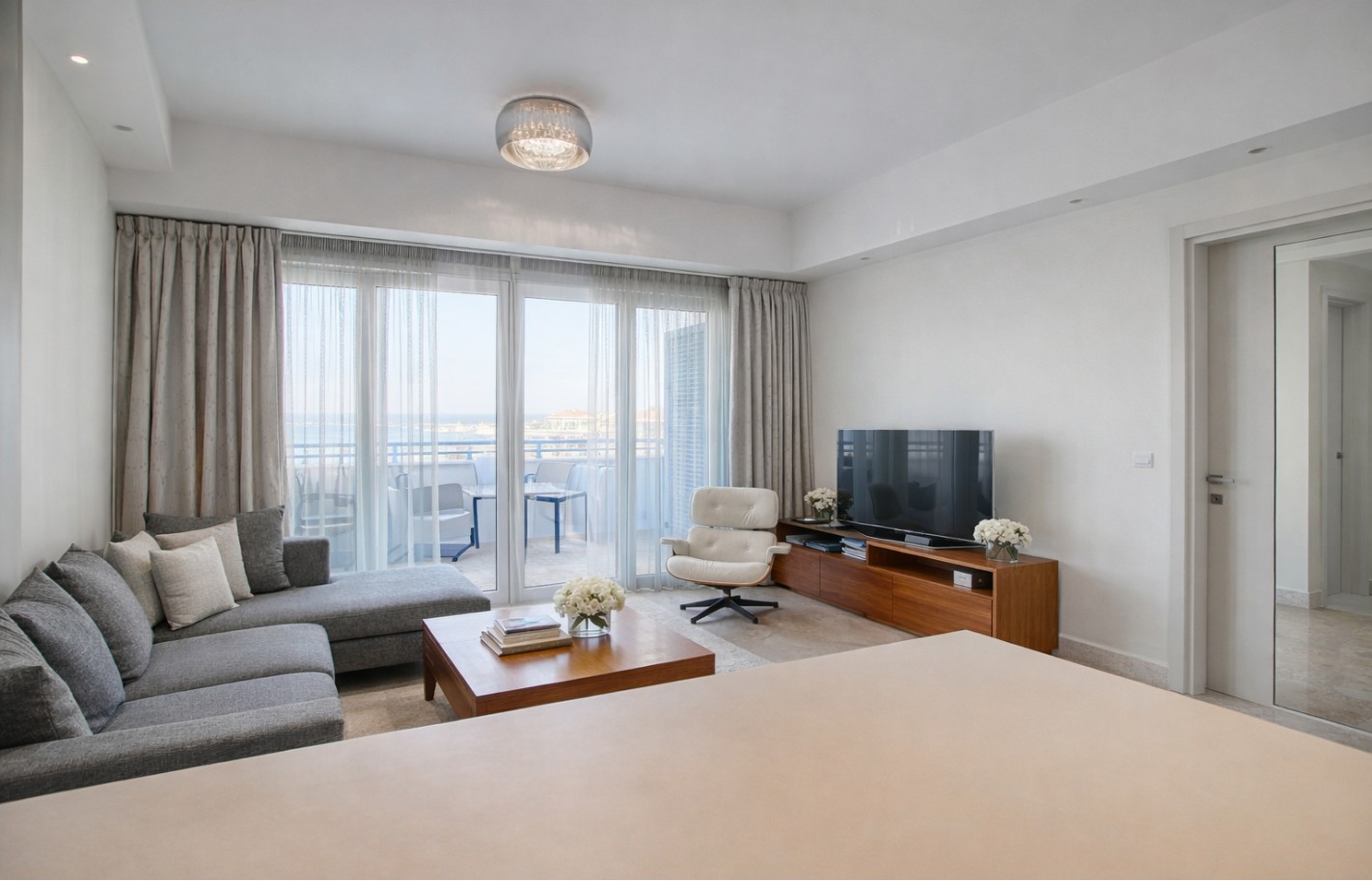 One bedroom apartment in Limassol, Limassol Marina - фото 11