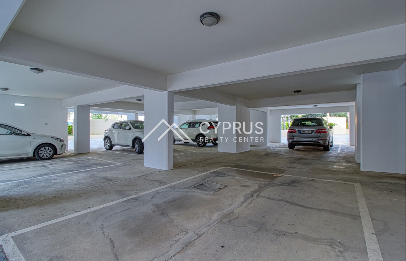 Three bedroom apartment in Limassol, Potamos Germasogeia - фото 23