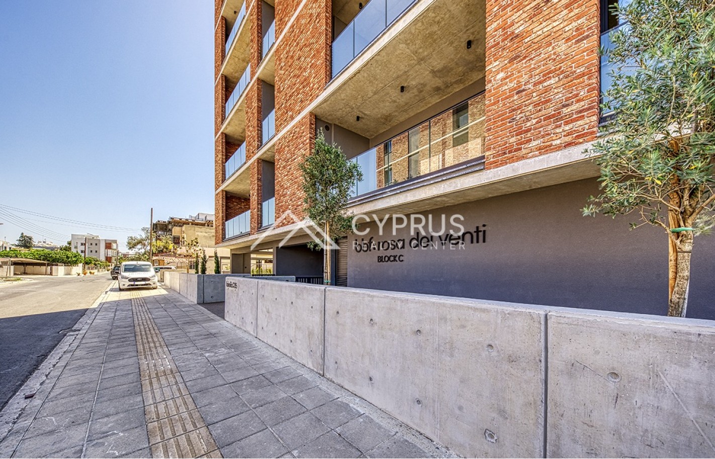 Three bedroom apartment in Limassol, Potamos Germasogeia - фото 19