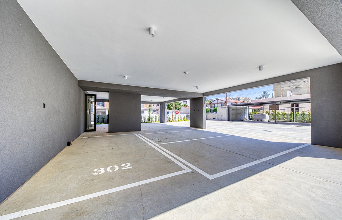 Three bedroom apartment in Limassol, Potamos Germasogeia - фото 17