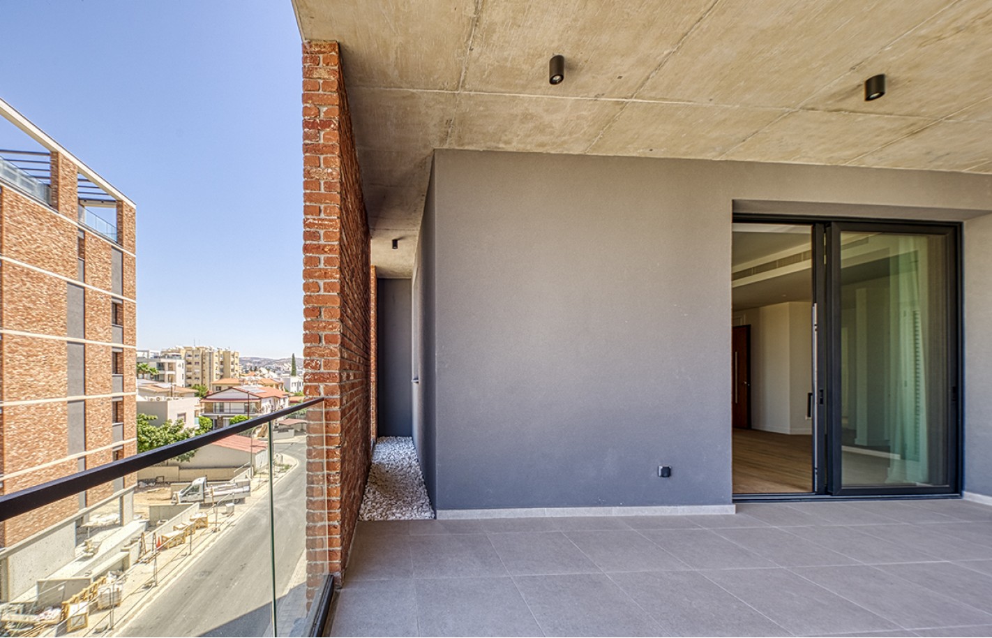 Three bedroom apartment in Limassol, Potamos Germasogeia - фото 15