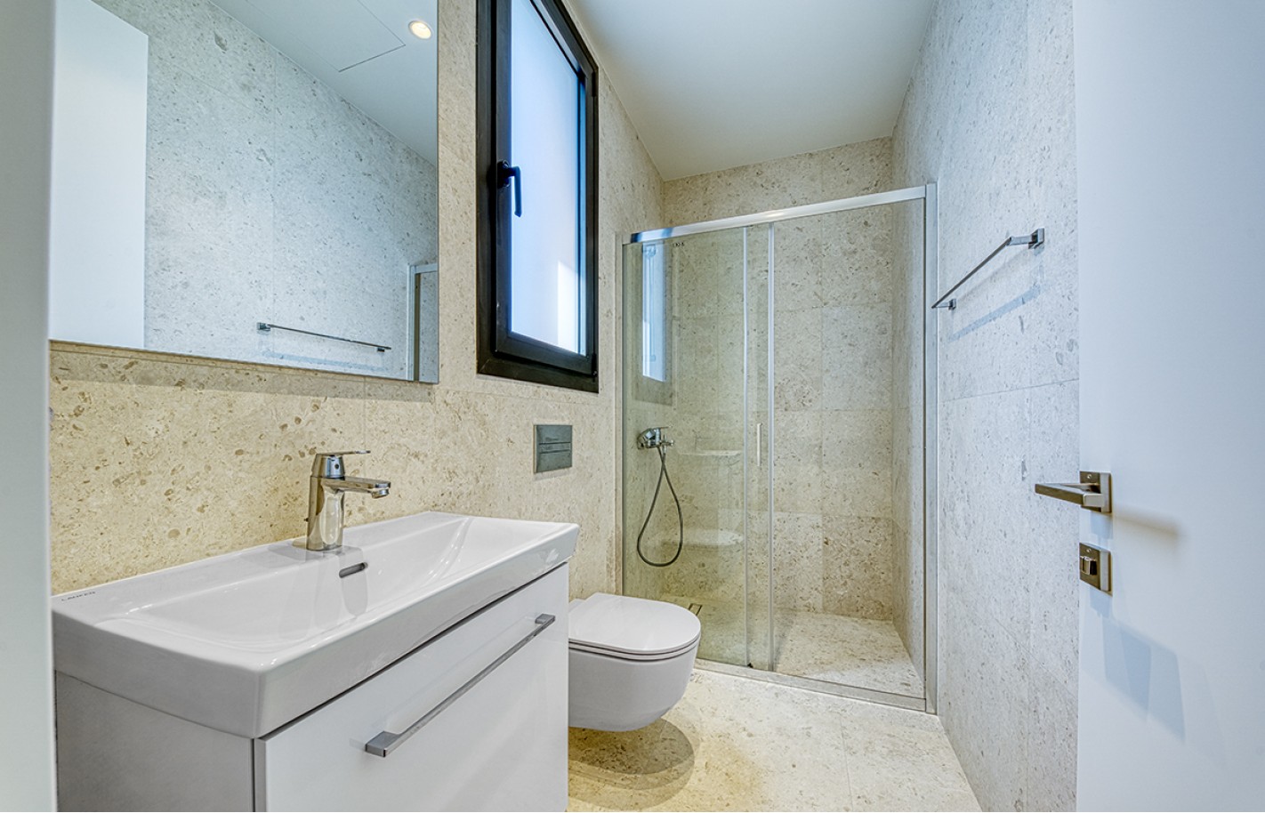 Three bedroom apartment in Limassol, Potamos Germasogeia - фото 13