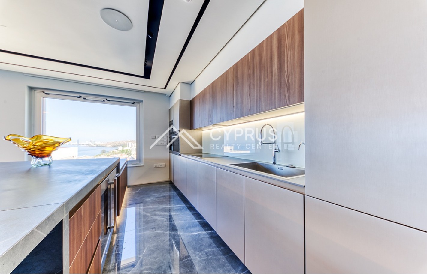 Three bedroom apartment in Limassol, Amathusia - фото 19