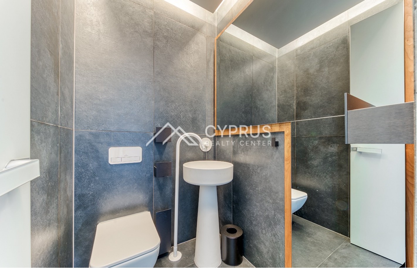 Three bedroom apartment in Limassol, Amathusia - фото 8