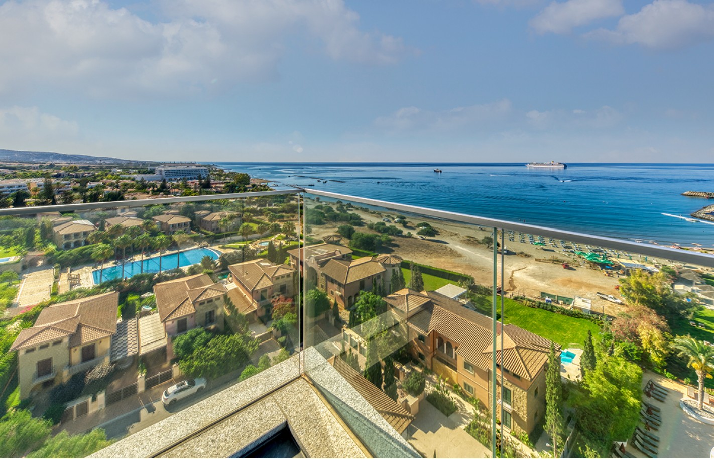 Three bedroom apartment in Limassol, Amathusia - фото 26