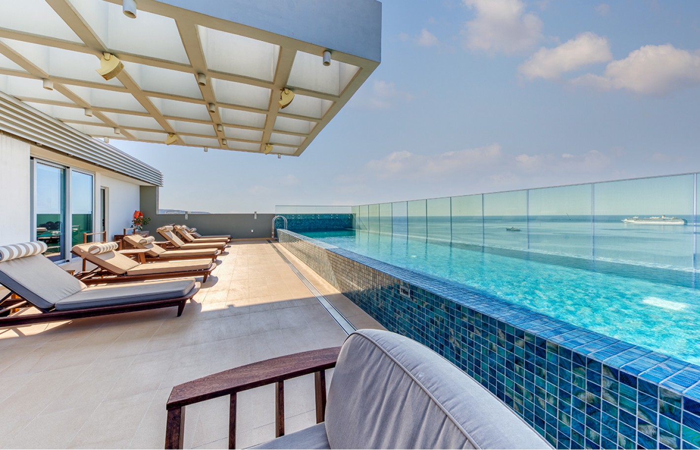 Three bedroom apartment in Limassol, Amathusia - фото 27