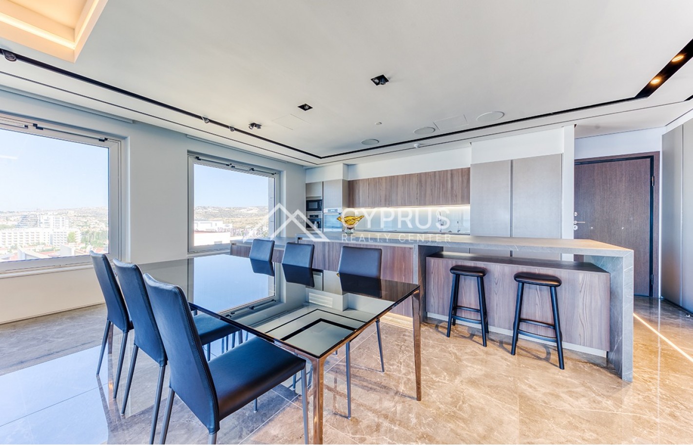 Three bedroom apartment in Limassol, Amathusia - фото 14