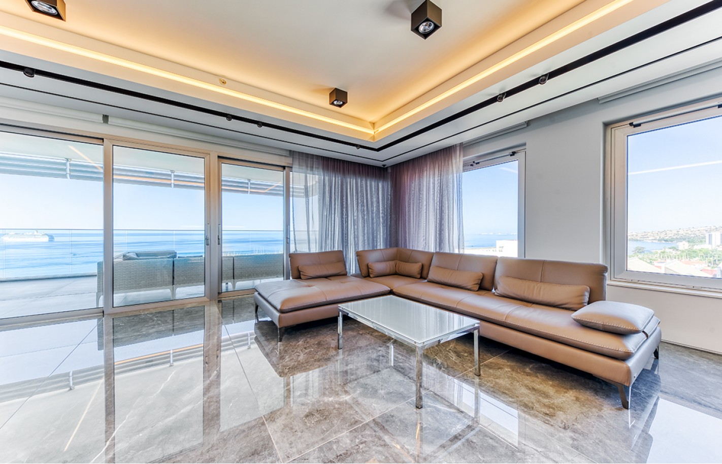 Three bedroom apartment in Limassol, Amathusia - фото 51