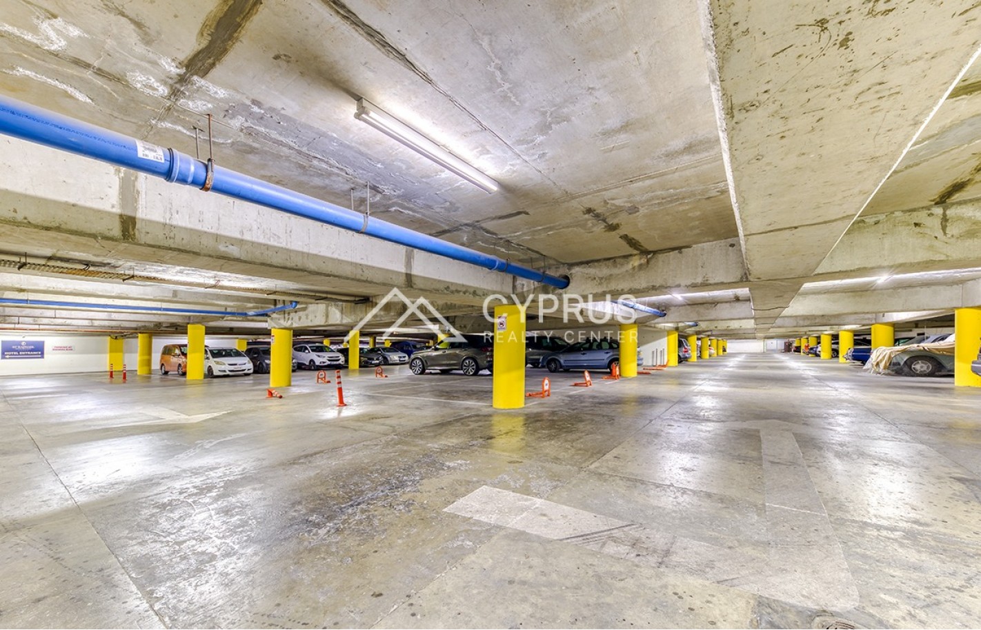 Three bedroom apartment in Limassol, Amathusia - фото 31