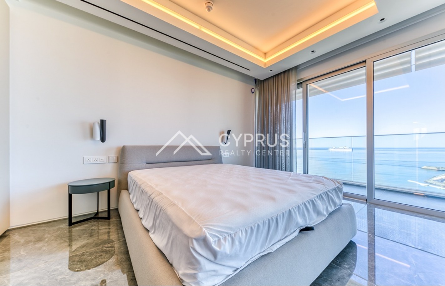 Three bedroom apartment in Limassol, Amathusia - фото 37