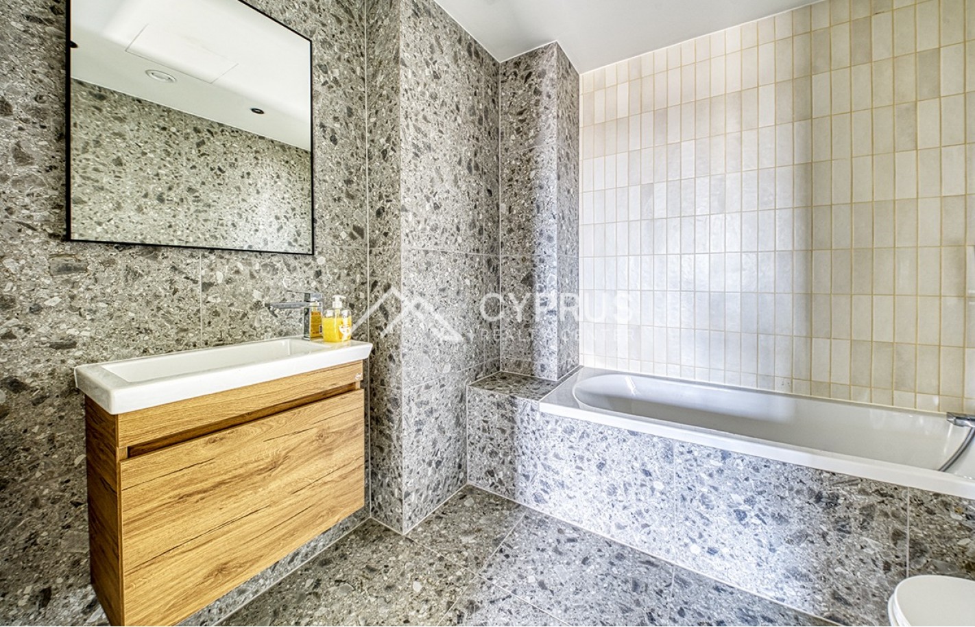 Two bedroom apartment in Limassol, Zakaki - фото 9