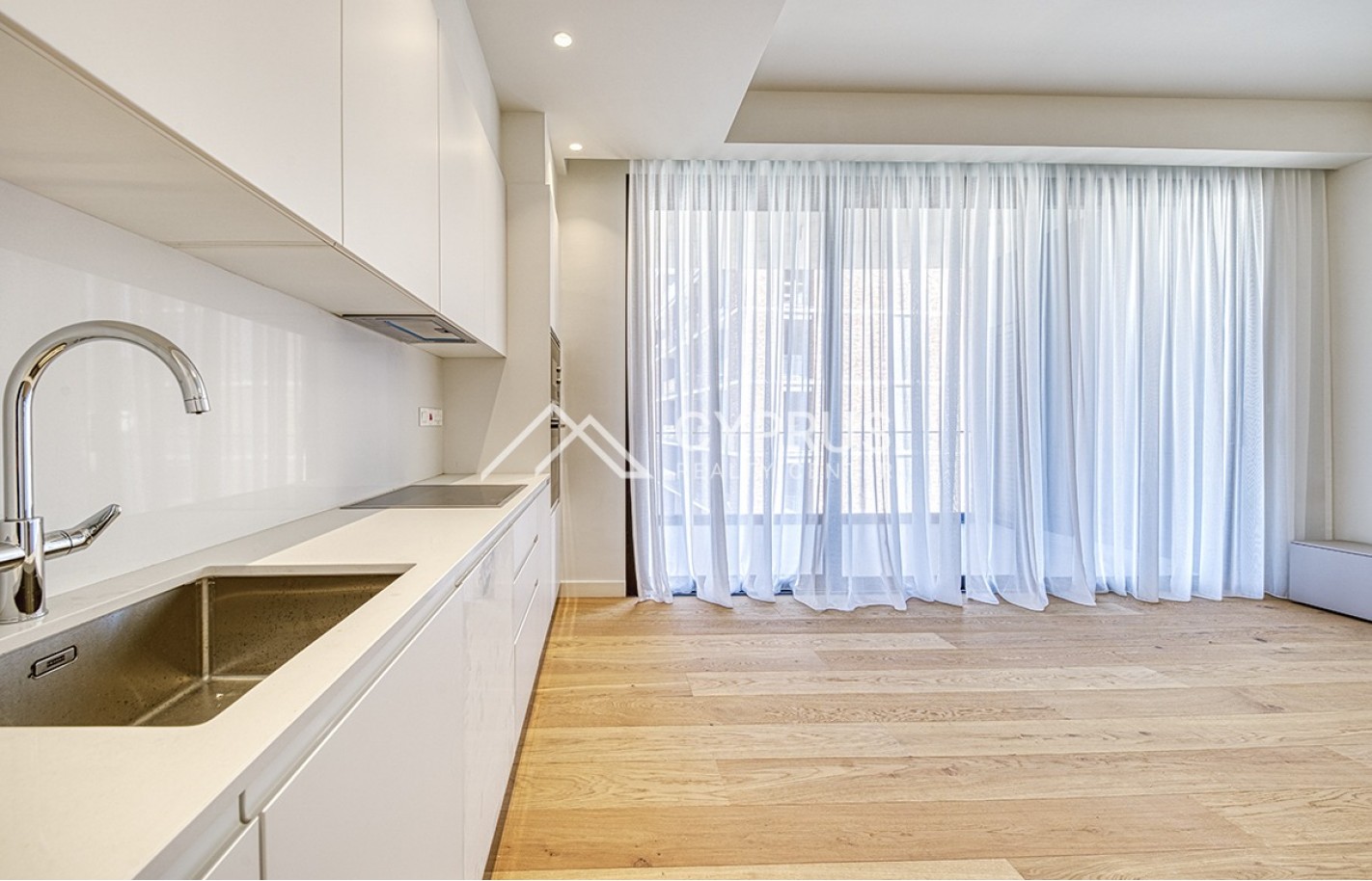 One bedroom apartment in Limassol, Potamos Germasogeia - фото 1