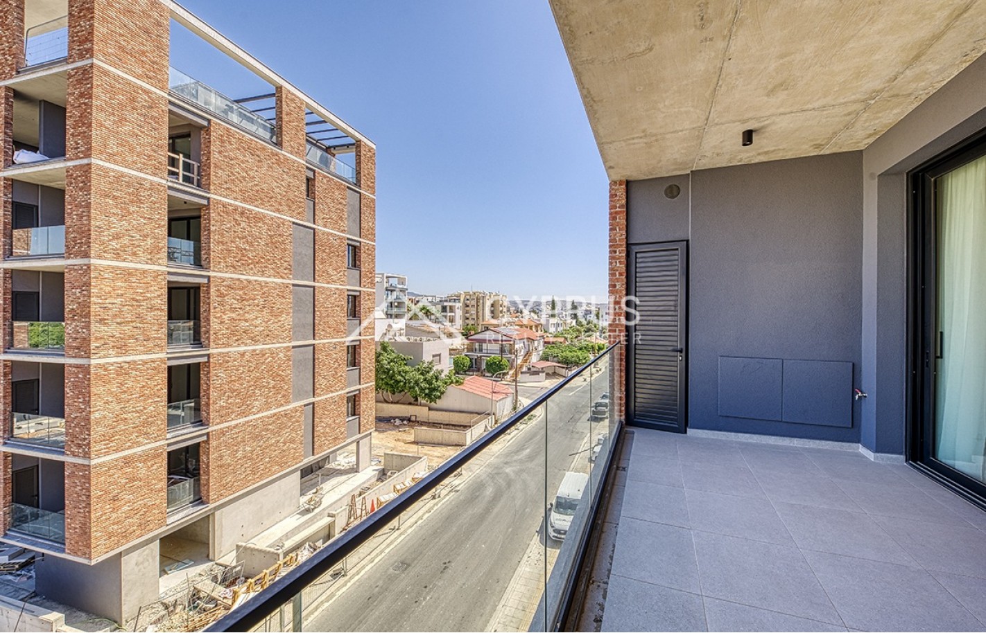 One bedroom apartment in Limassol, Potamos Germasogeia - фото 12