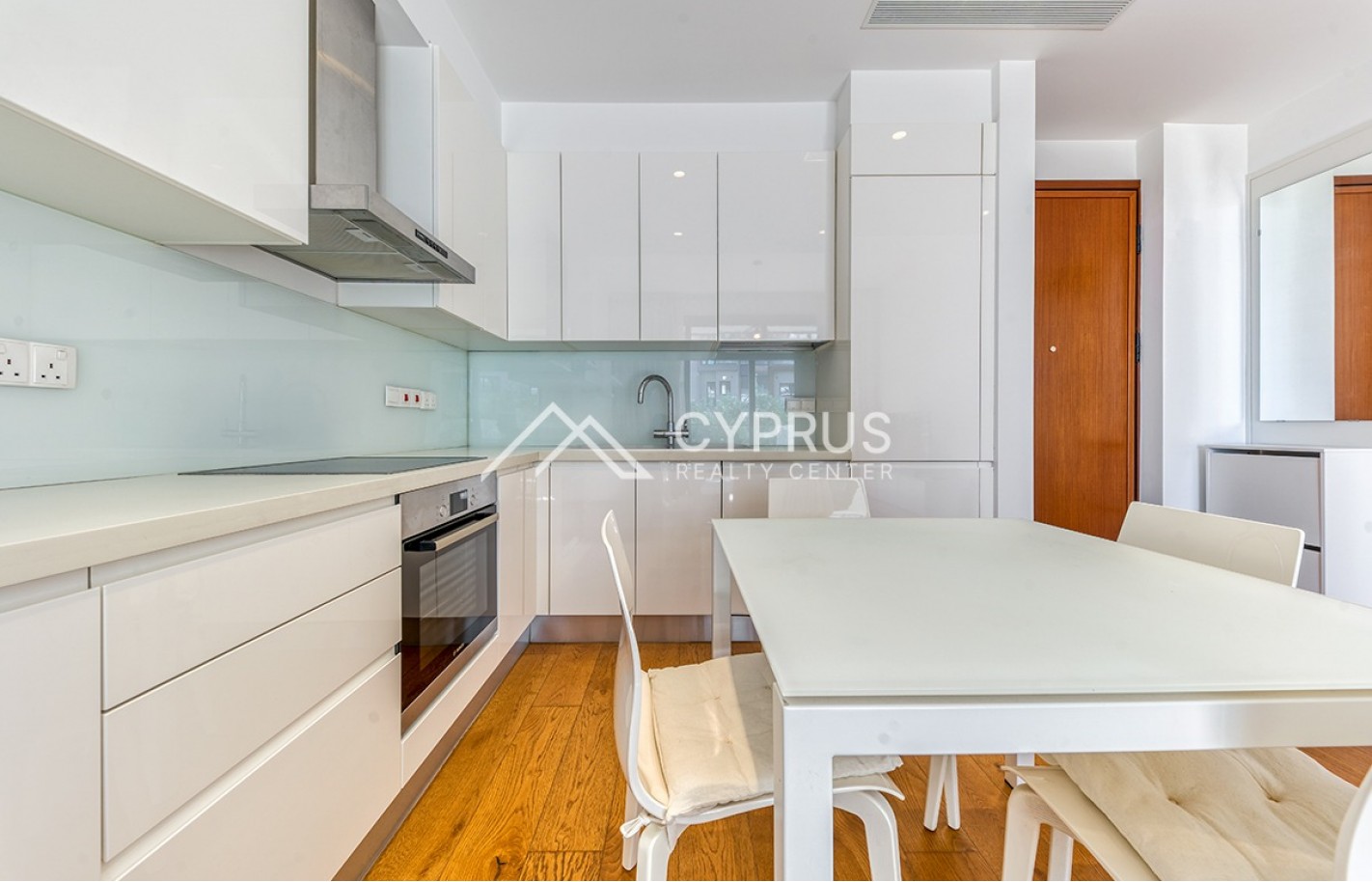 One bedroom apartment in Limassol, Potamos Germasogeia - фото 2