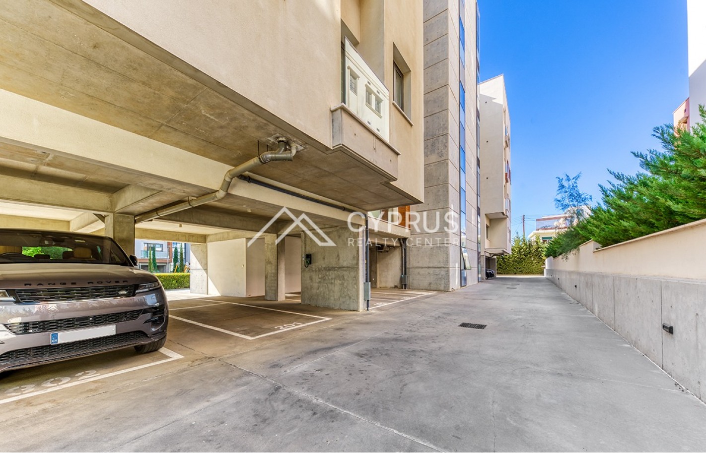 One bedroom apartment in Limassol, Potamos Germasogeia - фото 19