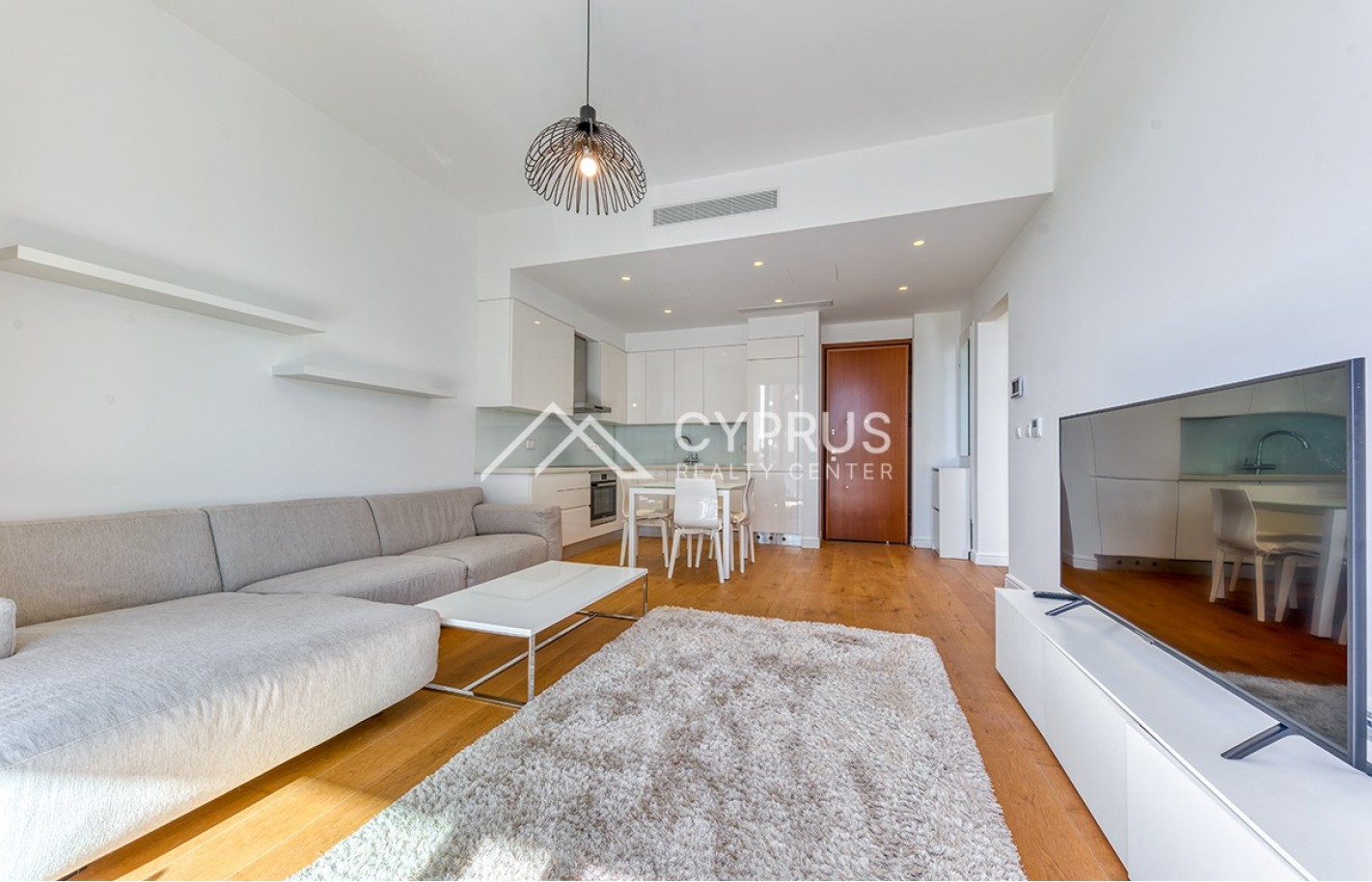 One bedroom apartment in Limassol, Potamos Germasogeia - фото 3