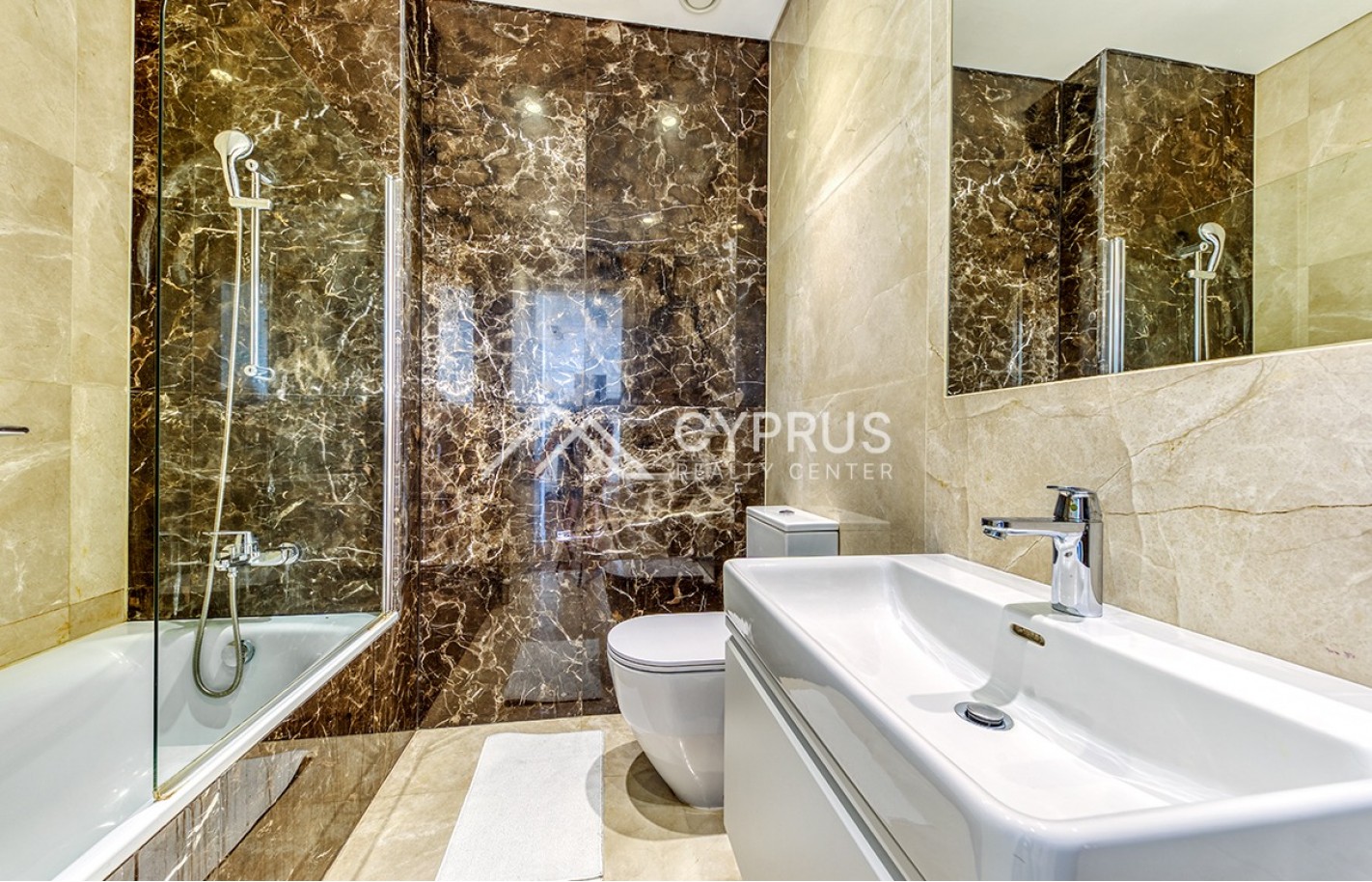 One bedroom apartment in Limassol, Potamos Germasogeia - фото 8