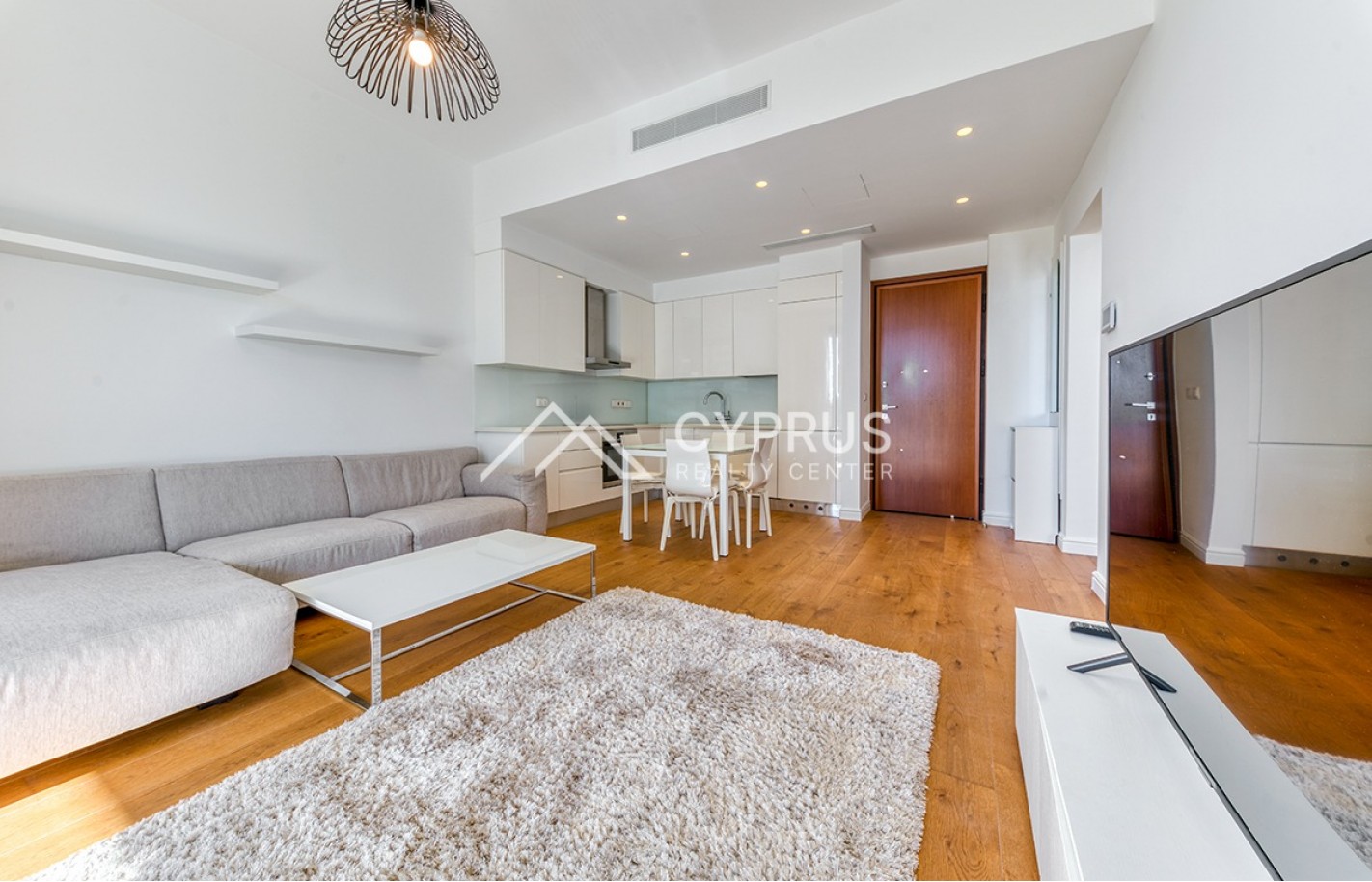 One bedroom apartment in Limassol, Potamos Germasogeia - фото 5