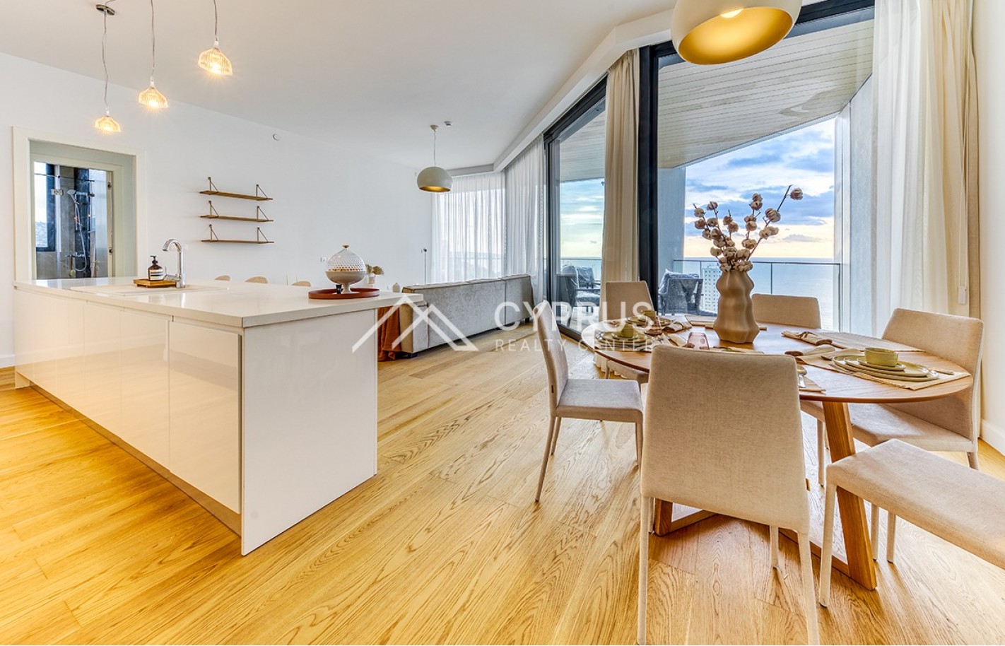 Four bedroom apartment in Limassol, Potamos Germasogeia - фото 16