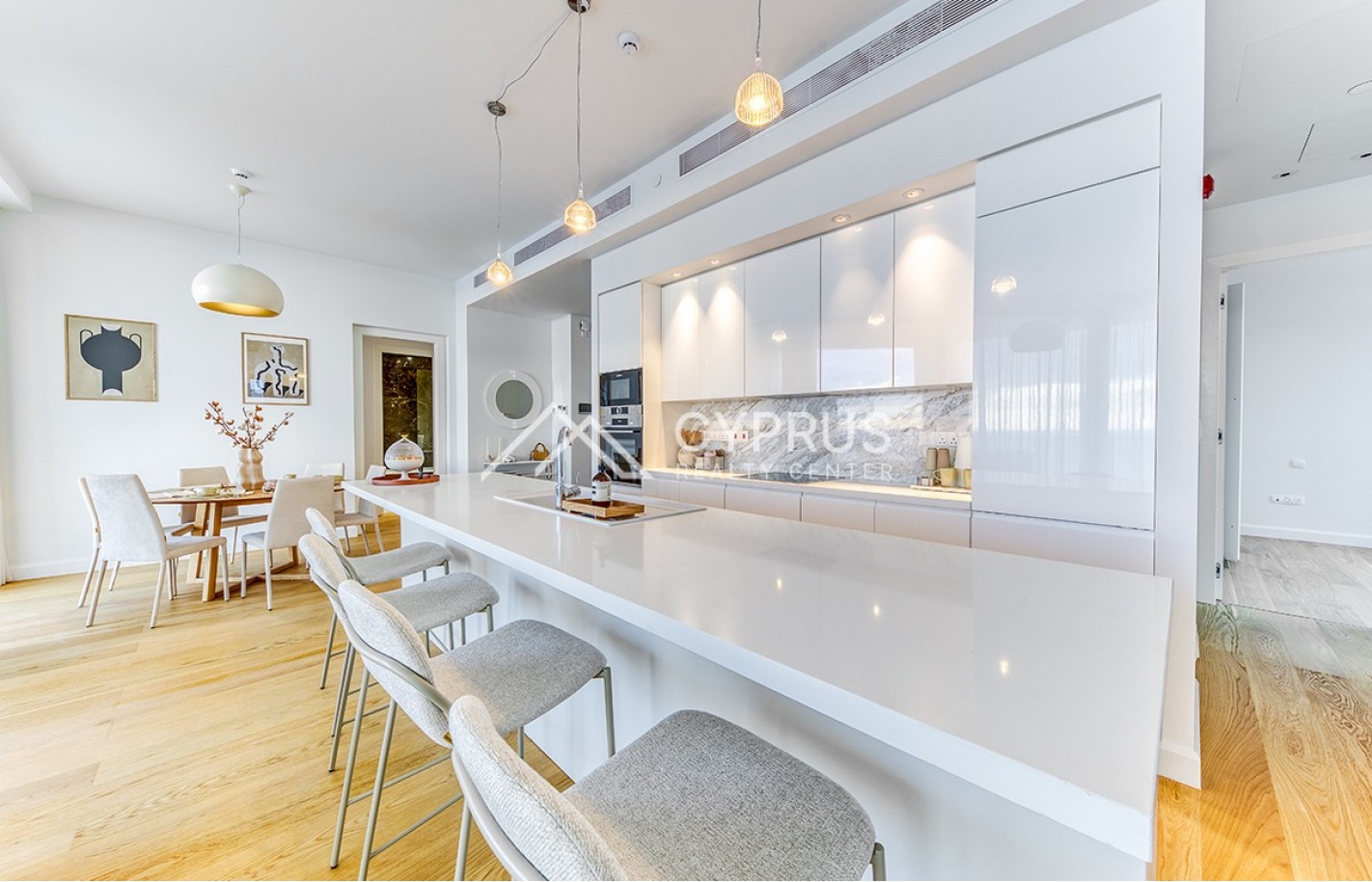 Four bedroom apartment in Limassol, Potamos Germasogeia - фото 3