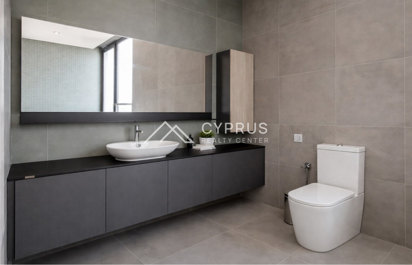 Three bedroom apartment in Limassol, Potamos Germasogeia - фото 4