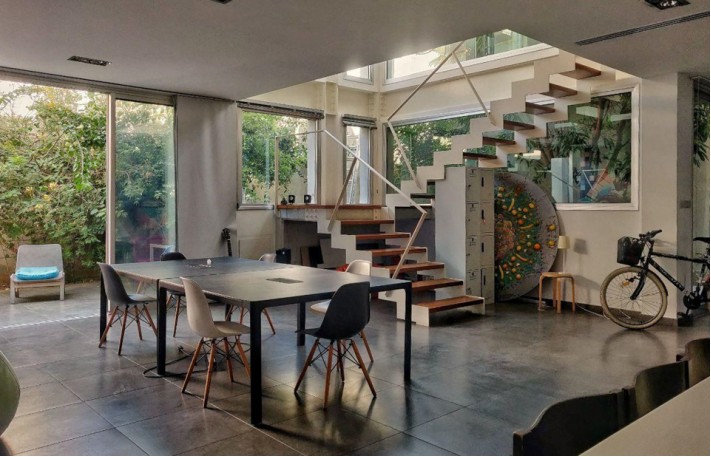 Здание с апартаментами в Лимассоле, City Center