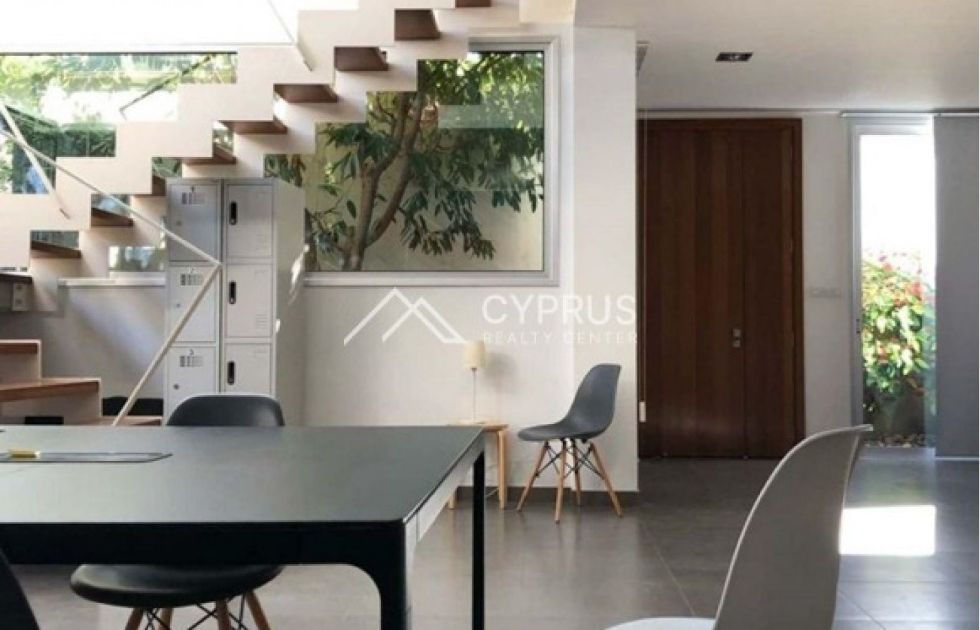 Apartment building in Limassol, City Center - фото 7