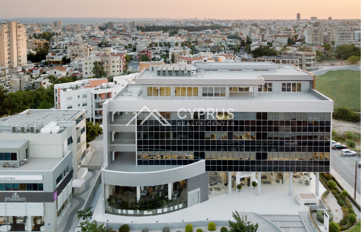 Office in Limassol, City Center - фото 4