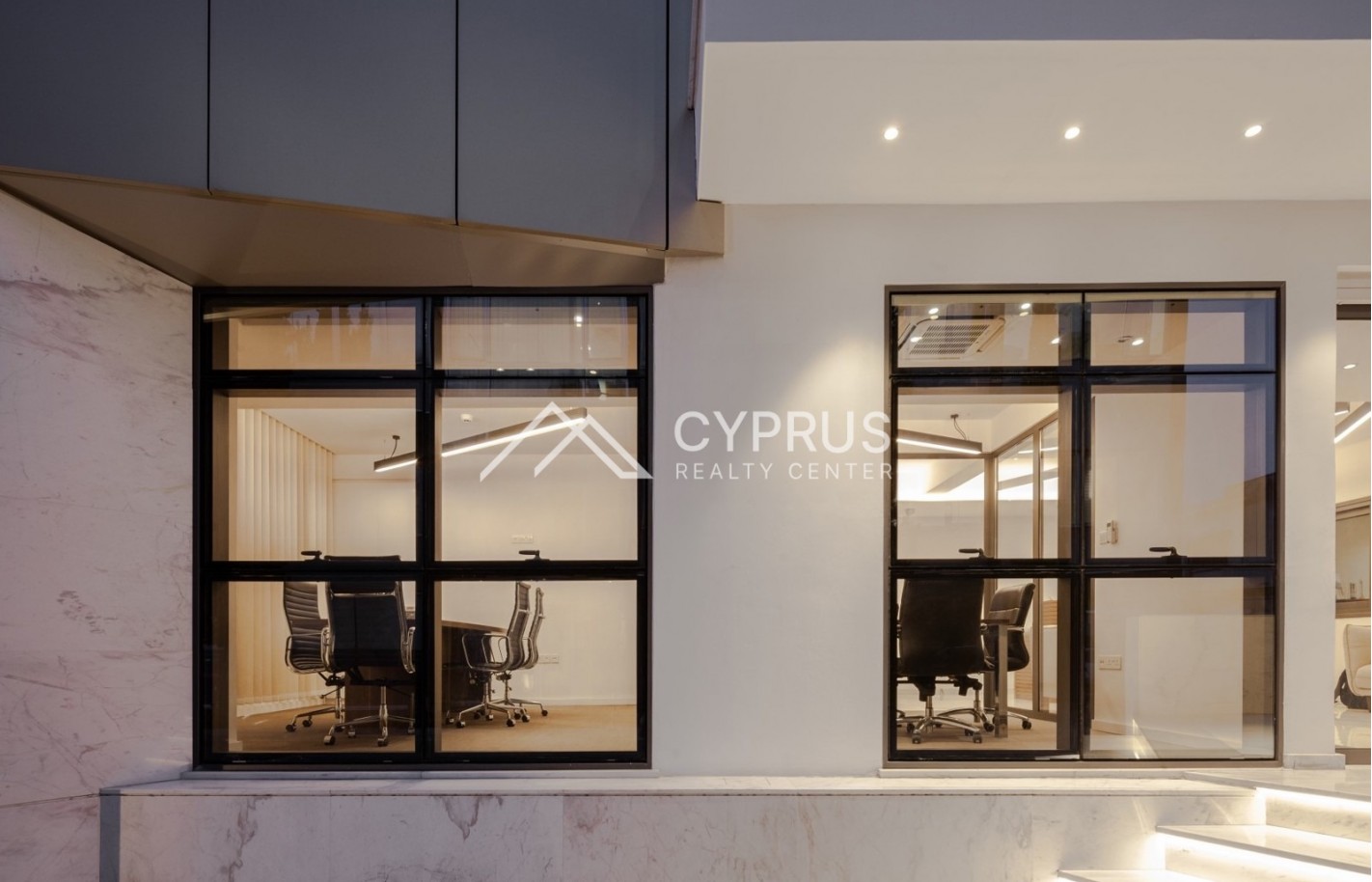 Office in Limassol, City Center - фото 13