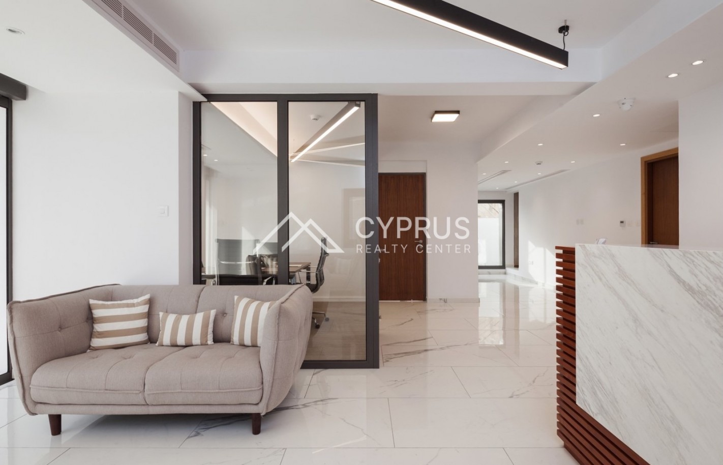 Office in Limassol, City Center - фото 10