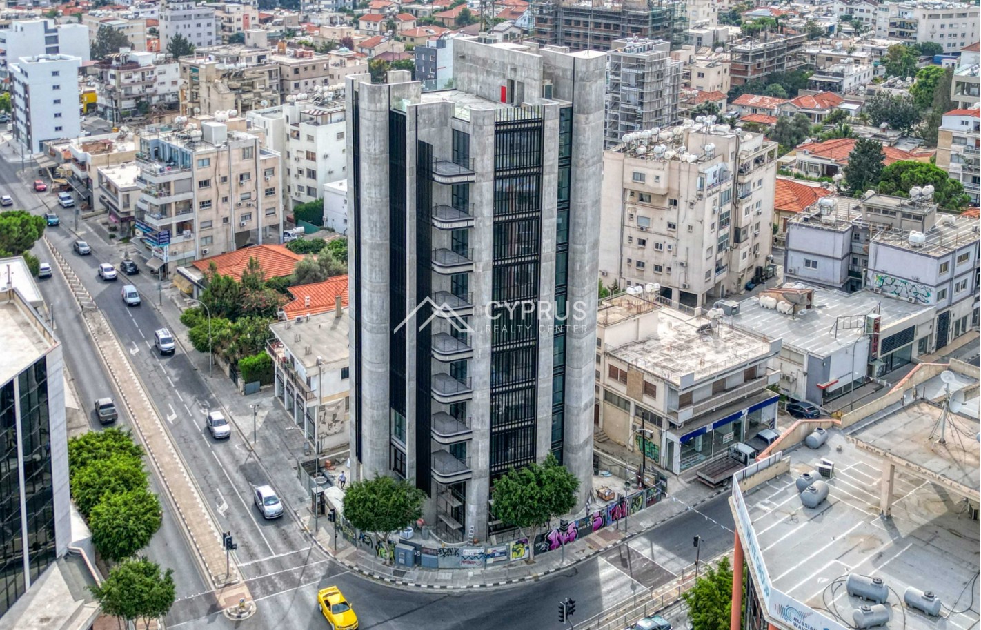 Office building in Limassol, City Center - фото 8