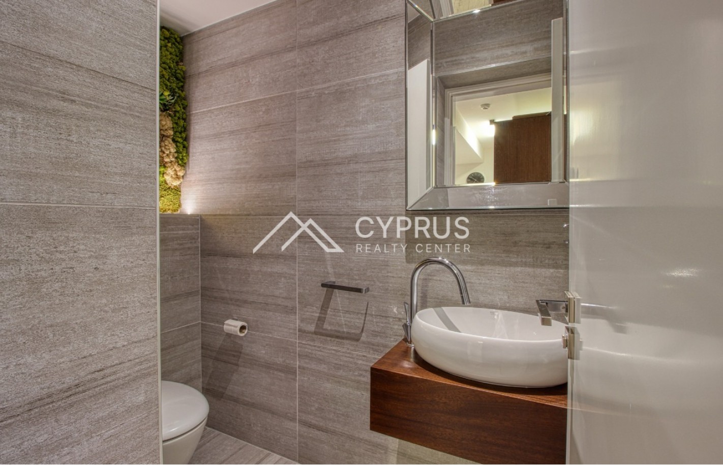 Office in Limassol, City Center - фото 1