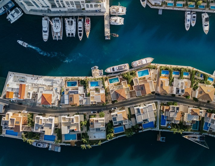 Виллы с собственным причалом в Limassol Marina: технический регламент, аренда гавани и ликвидность