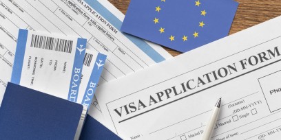 EU Commission bans new multiple-entry visas for Russian citizens