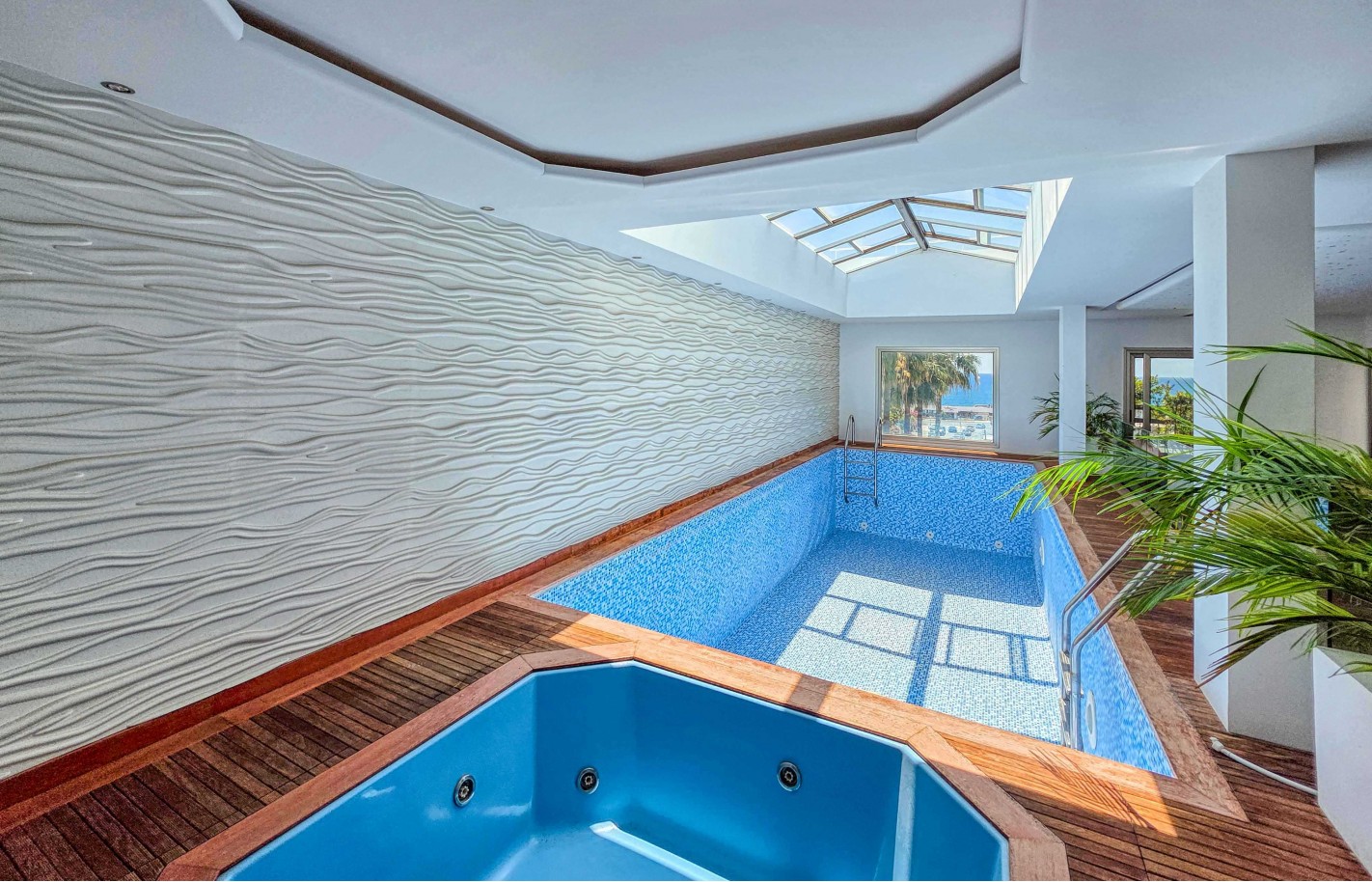 Luxury penthouse in Limassol with 5 bedrooms, Germasogeia