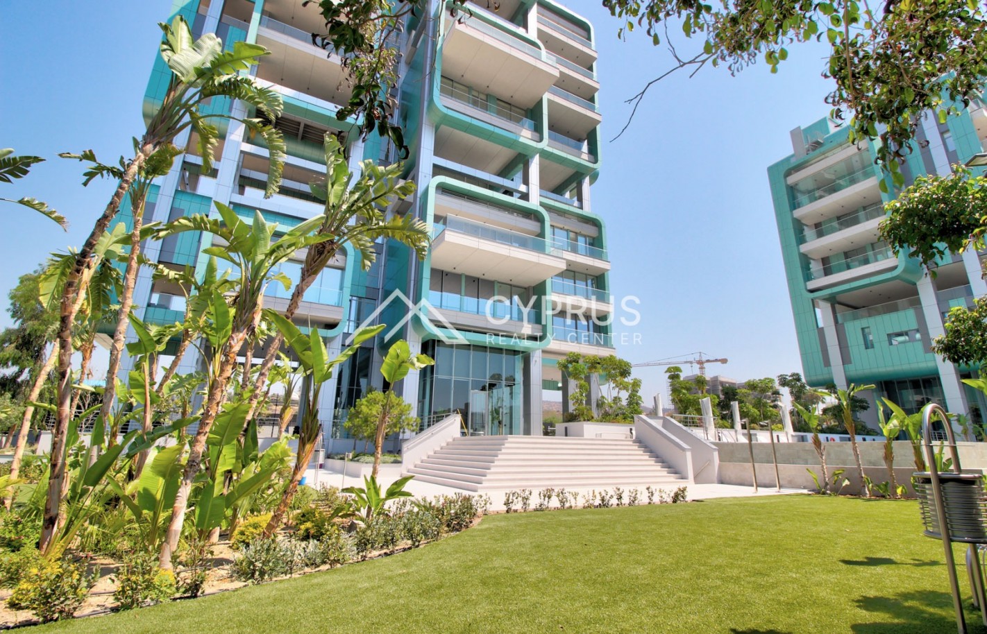 Penthouse in Limassol with 4 bedrooms, Agios Tychonas - фото 29