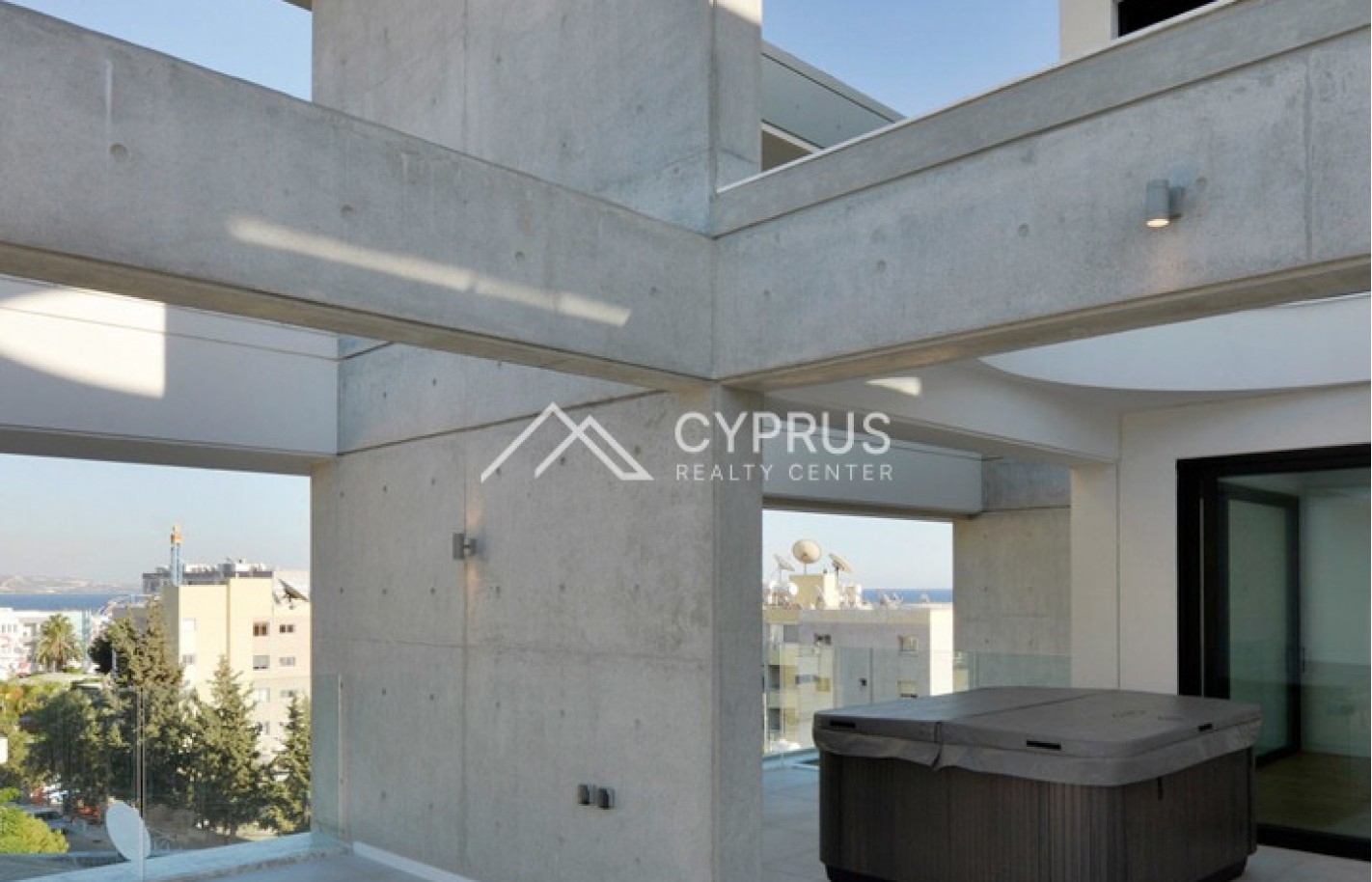Penthouse in Limassol with 3 bedrooms, Potamos Germasogeia - фото 15