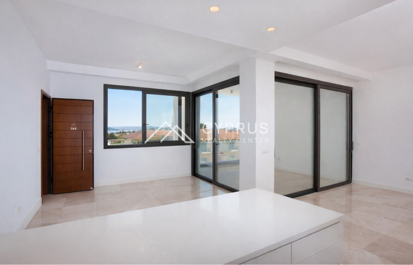 Penthouse in Limassol with 3 bedrooms, Potamos Germasogeia - фото 15