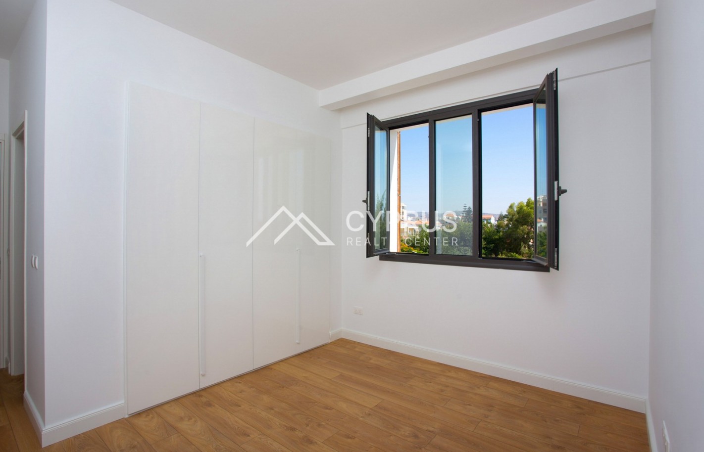 Penthouse in Limassol with 3 bedrooms, Potamos Germasogeia - фото 2